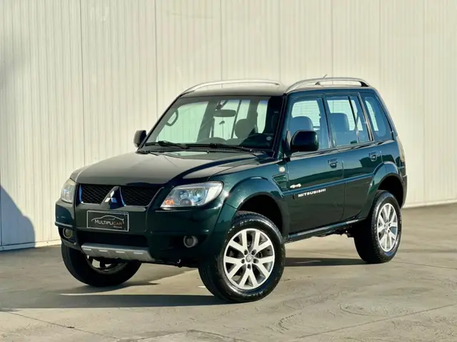 Carro Mitsubishi Pajero TR4 2012 2.0 16V 4x2 (Flex) (Aut)