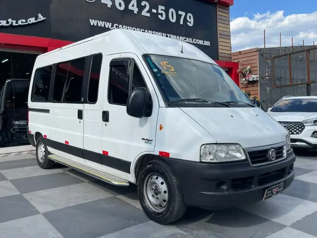 Carro Fiat Ducato 2015 2.3 TDI Multijet 10m³ MaxiCargo