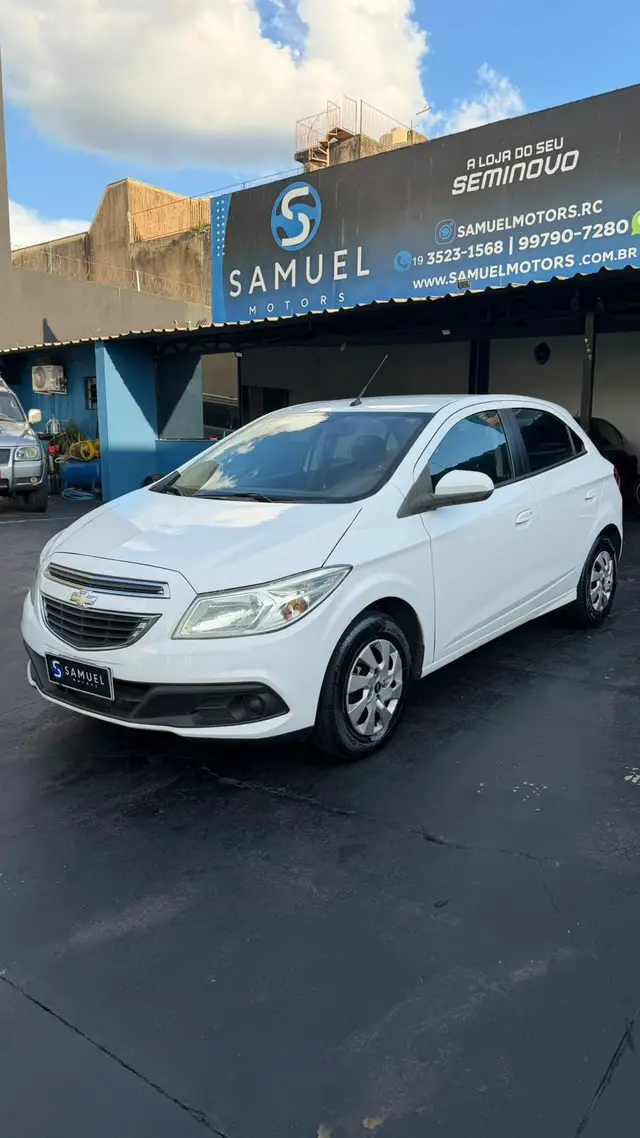 Carro Chevrolet Onix 2013 1.4 LT SPE/4