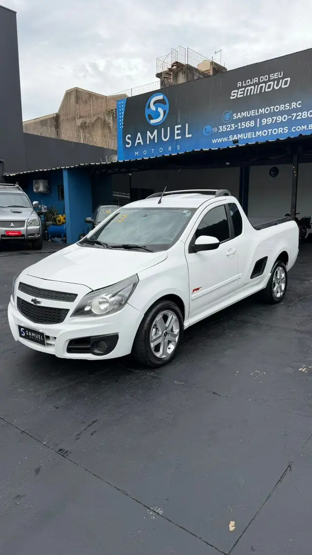 Carro Chevrolet Montana 2013 Sport 1.4 (Flex)