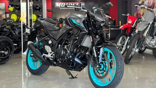 Moto Yamaha MT-03 2025 ABS