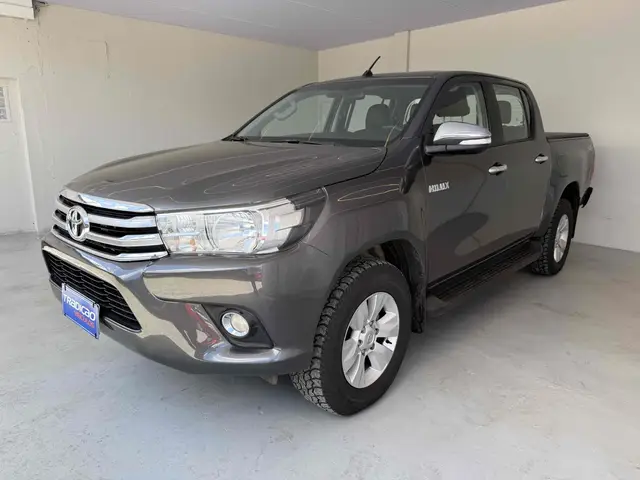 Carro Toyota Hilux Cabine Dupla 2017 Hilux 2.8 TDI SRV CD 4x4 (Aut)