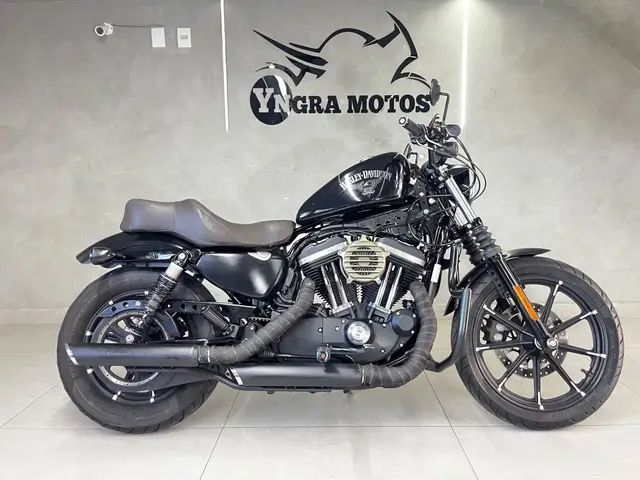 Moto Harley-Davidson Sportster XL 883 2017 XL 883N Iron