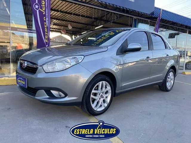 Carro Fiat Grand Siena 2016 Essence 1.6 16V Dualogic (Flex)
