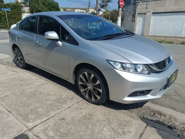 Carro Honda Civic 2015 LXR 2.0 i-VTEC (Aut) (Flex)