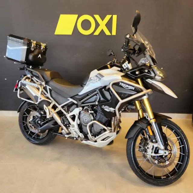 Moto Triumph Tiger 1200 2022 Rally Pro
