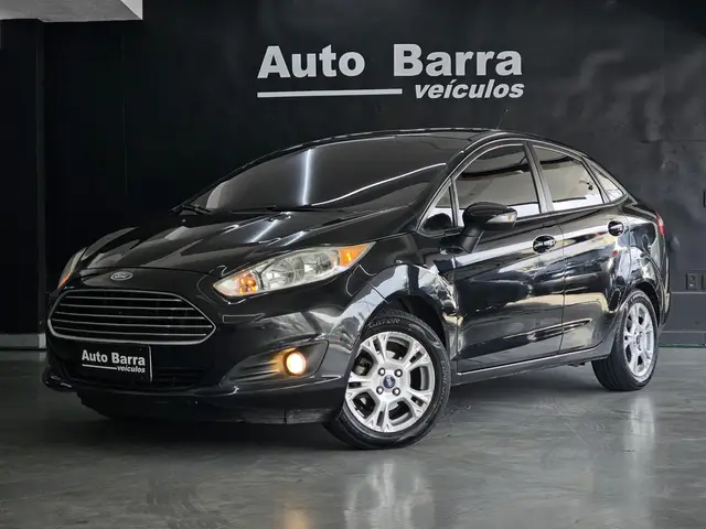 Carro Ford New Fiesta Hatch 2015 New Fiesta Titanium 1.6 16V PowerShift