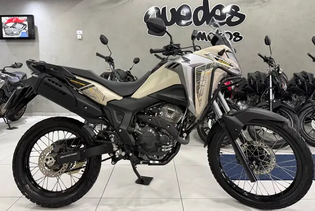 Moto Honda XRE Sahara 300 2025 Adventure
