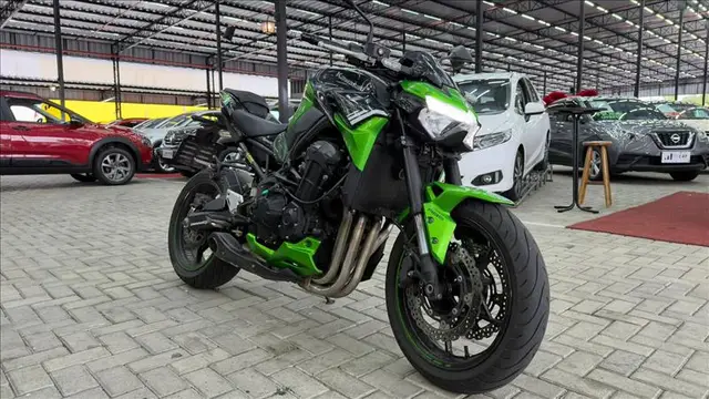 Moto Kawasaki Z 900 2021 SE