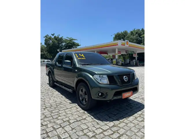 Carro Nissan Frontier 2014 2.5 TD CD 4x2 SV Attack