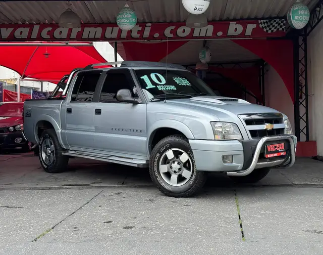 Carro Chevrolet S10 Cabine Dupla 2010 S10 Executive 4x2 2.4 (Flex) (Cab Dupla)