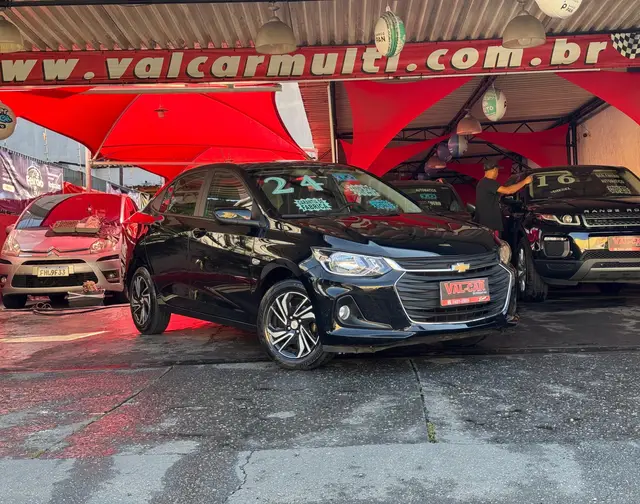 Carro Chevrolet Onix Plus 2024 LT 1.0