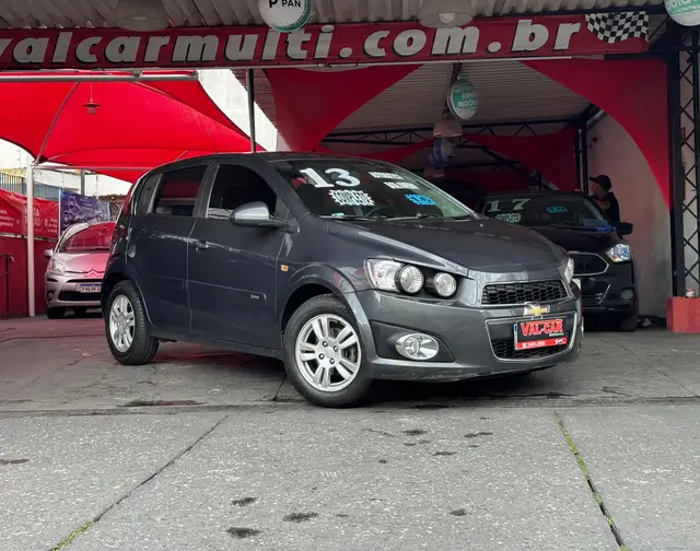 Carro Chevrolet Sonic 2013 Hatch LT 1.6 (Aut)