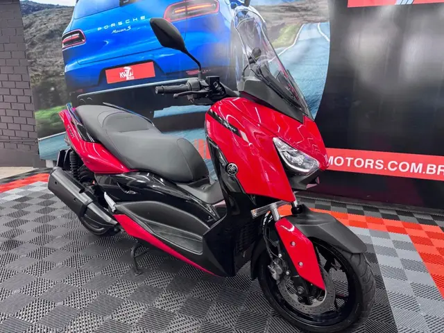 Moto Yamaha XMax 2023 ABS