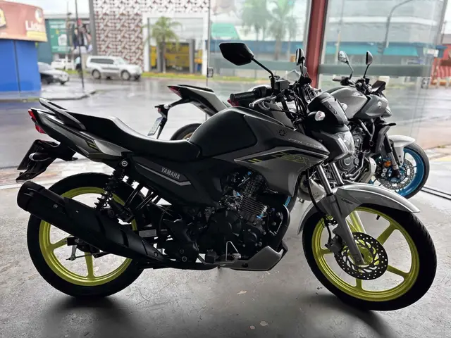 Moto Yamaha YBR 150 Factor 2025 DX