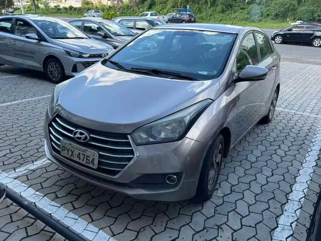 Carro Hyundai HB20S 2017 1.6 Comfort Style (Flex)
