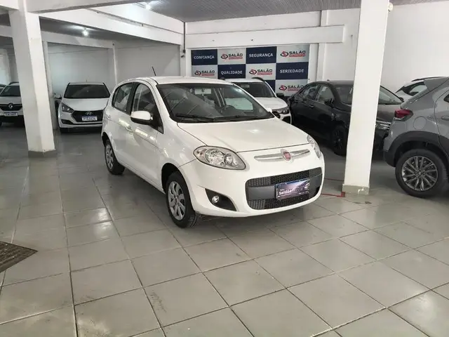 Carro Fiat Palio 2015 ATTRA. Best Seller 1.4 EVO Flex 5p