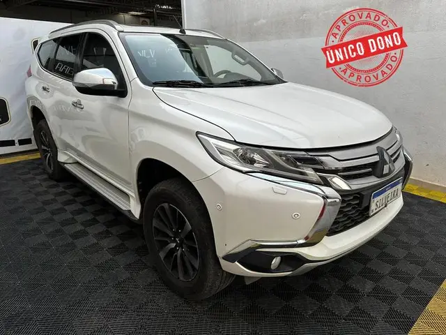 Carro Mitsubishi Pajero Sport 2020 2.4 DI-D HPE Auto 4WD