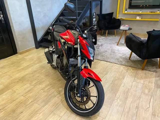 Moto Honda CB 300F Twister 2023 (CBS)