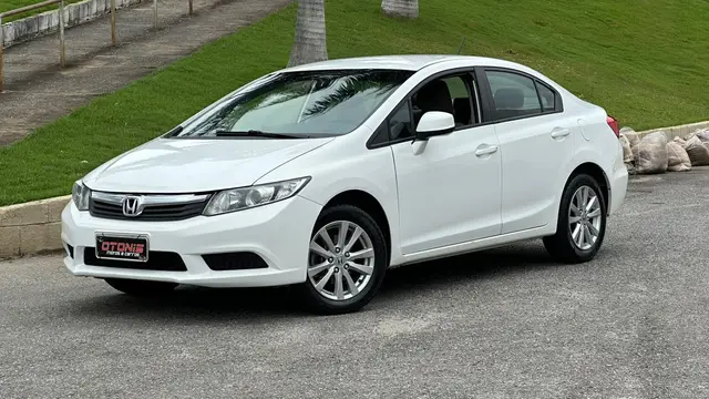 Carro Honda Civic 2015 LXS 1.8 i-VTEC (Flex)