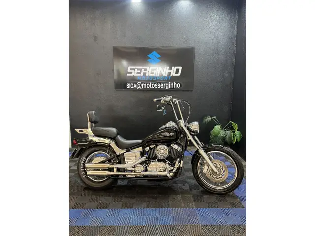 Moto Yamaha XVS 650 2004 Drag Star