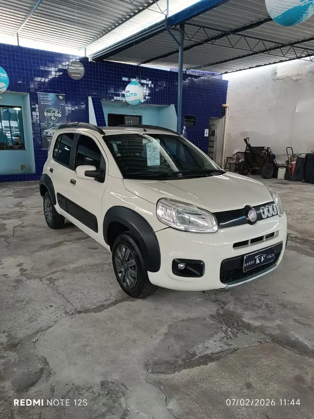 Carro Fiat Uno 2015 Way 1.4 8V (Flex) 4p