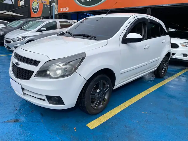 Carro Chevrolet Agile 2011 LTZ 1.4 8V (Flex)