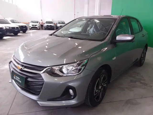 Carro Chevrolet Onix Plus 2025 LT 1.0