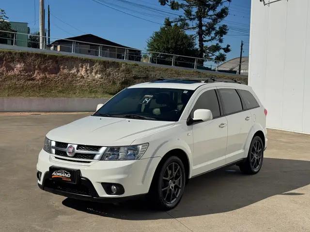 Carro Fiat Freemont 2014 2.4 16V Precision (Aut)