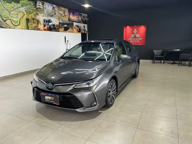 Carro Toyota Corolla 2023 Altis Hybrid Premium 1.8 Flex