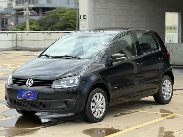 Carro Volkswagen Fox 2013 1.0 VHT (Flex) 4p