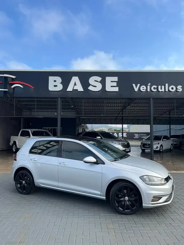 Carro Volkswagen Golf 2018 Highline 1.4 250 TSi (Aut) (Flex)