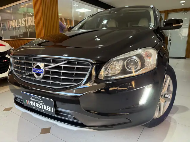 Carro Volvo XC60 2017 2.0 T5 Drive-E Momentum