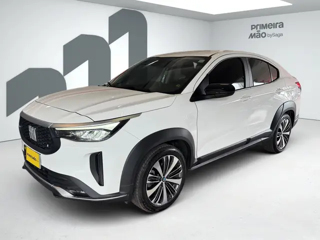 Carro Fiat Fastback 2025 Audace T200 Hybrid