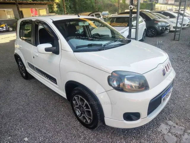 Carro Fiat Uno 2014 Sporting 1.4 8V (Flex) 4p