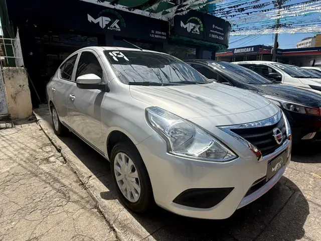 Carro Nissan Versa 2019 1.0 12V (Flex)
