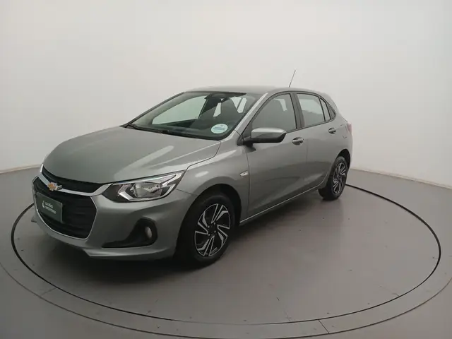 Carro Chevrolet Onix Plus 2025 LT 1.0