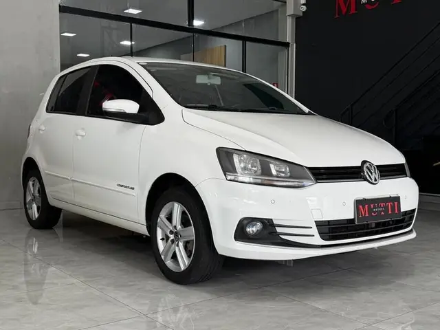 Carro Volkswagen Fox 2016 1.0 MPI Comfortline (Flex)