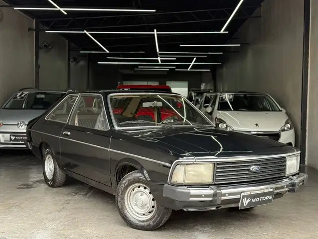 Carro Ford Corcel 1981 II Sedan  1.6