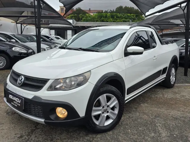 Carro Volkswagen Saveiro 2013 Cross 1.6 (Flex) (cab. estendida)