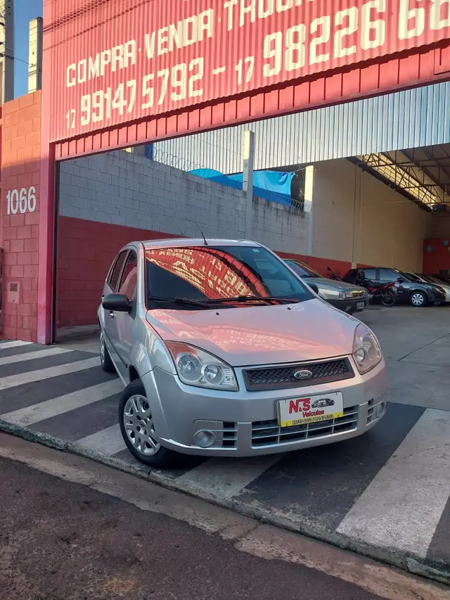 Carro Ford Fiesta Hatch 2008 1.6 (Flex)