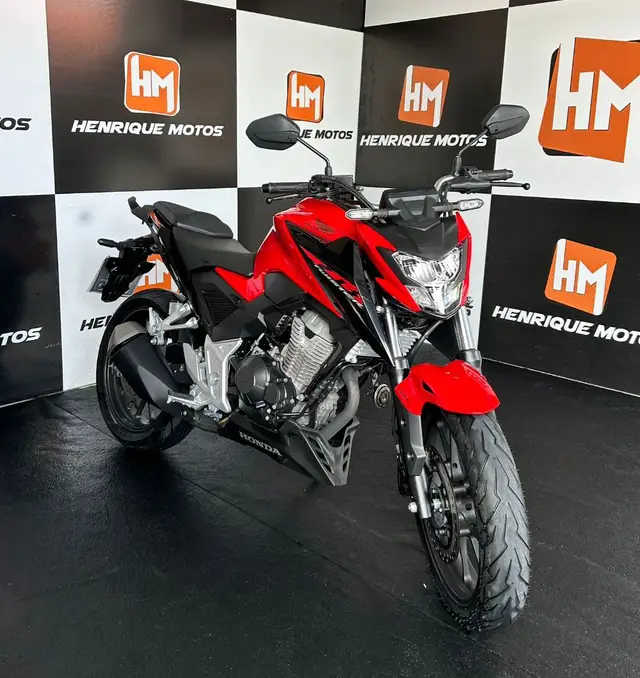 Moto Honda CB 300F Twister 2024 (ABS)