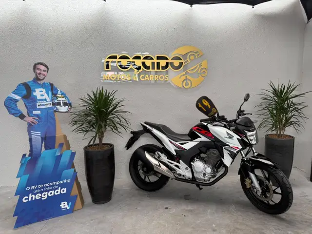 Moto Honda CB 250F Twister 2019 Standard