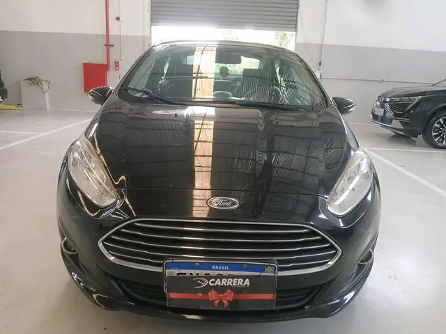 Carro Ford New Fiesta Sedan 2015 1.6 Titanium PowerShift Plus (Flex)