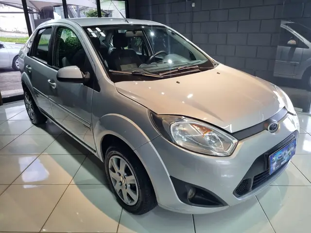 Carro Ford Fiesta Sedan 2011 1.6 (Flex)