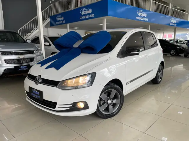 Carro Volkswagen Fox 2017 1.6 MSI Run (Flex)
