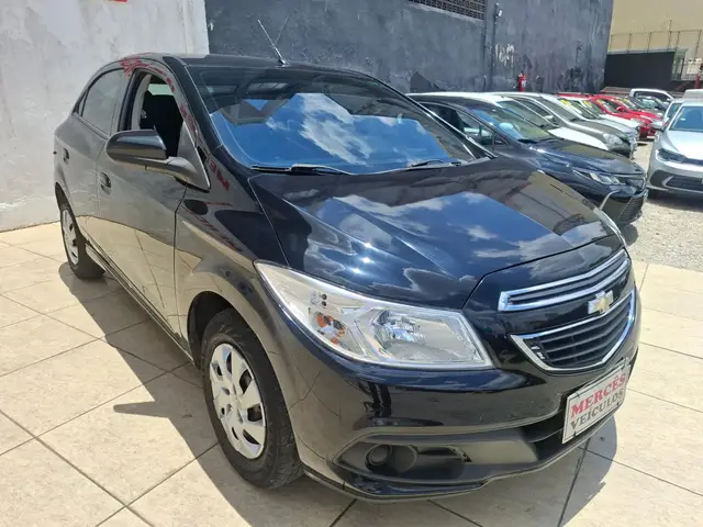 Carro Chevrolet Onix 2014 1.0 LT SPE/4
