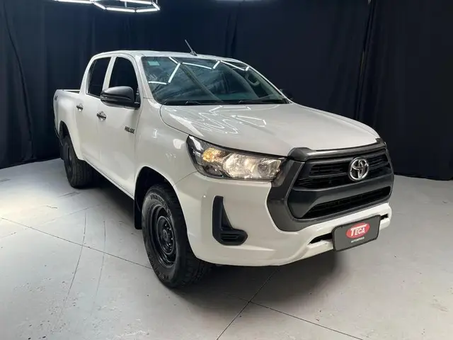 Carro Toyota Hilux Cabine Dupla 2024 Conquest 4x4 2.8 Diesel