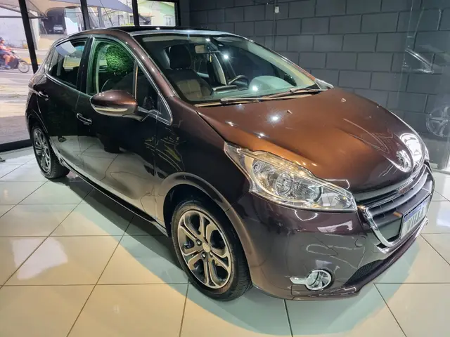 Carro Peugeot 208 2014 Griffe 1.6 16V (Flex) (Aut)