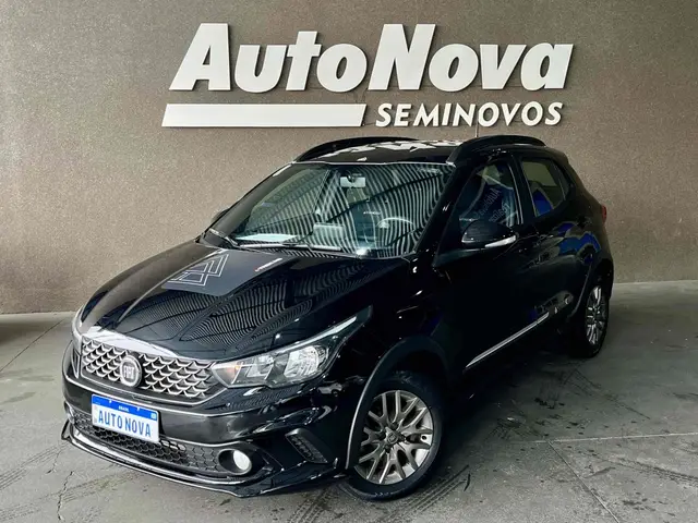 Carro Fiat Argo 2020 1.3 Trekking (Flex)